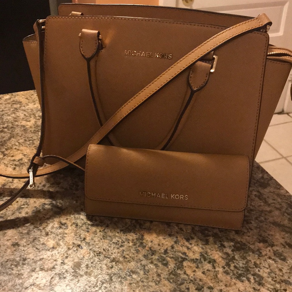 Michael Kors satchel and wallet